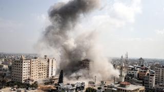 İsrail, Vefa Hastanesi'nin çevresini hedef aldı