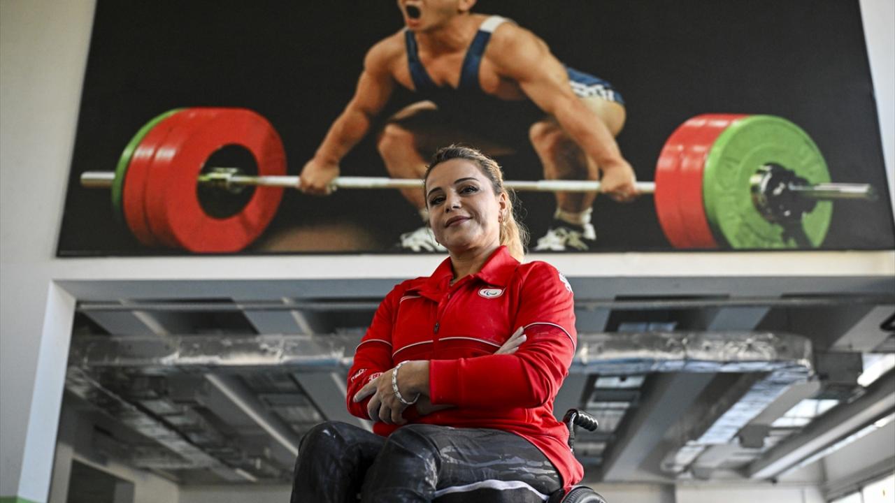 "Allah nice güzel 100 yıllar nasip etsin"