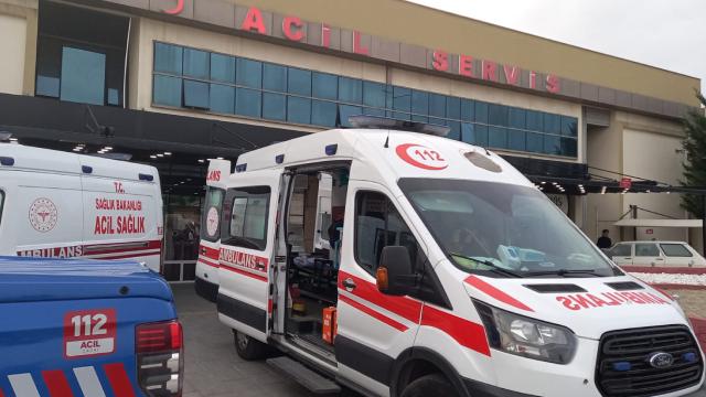 Antalya'da doktor hasta yak�n� taraf�ndan darbedildi