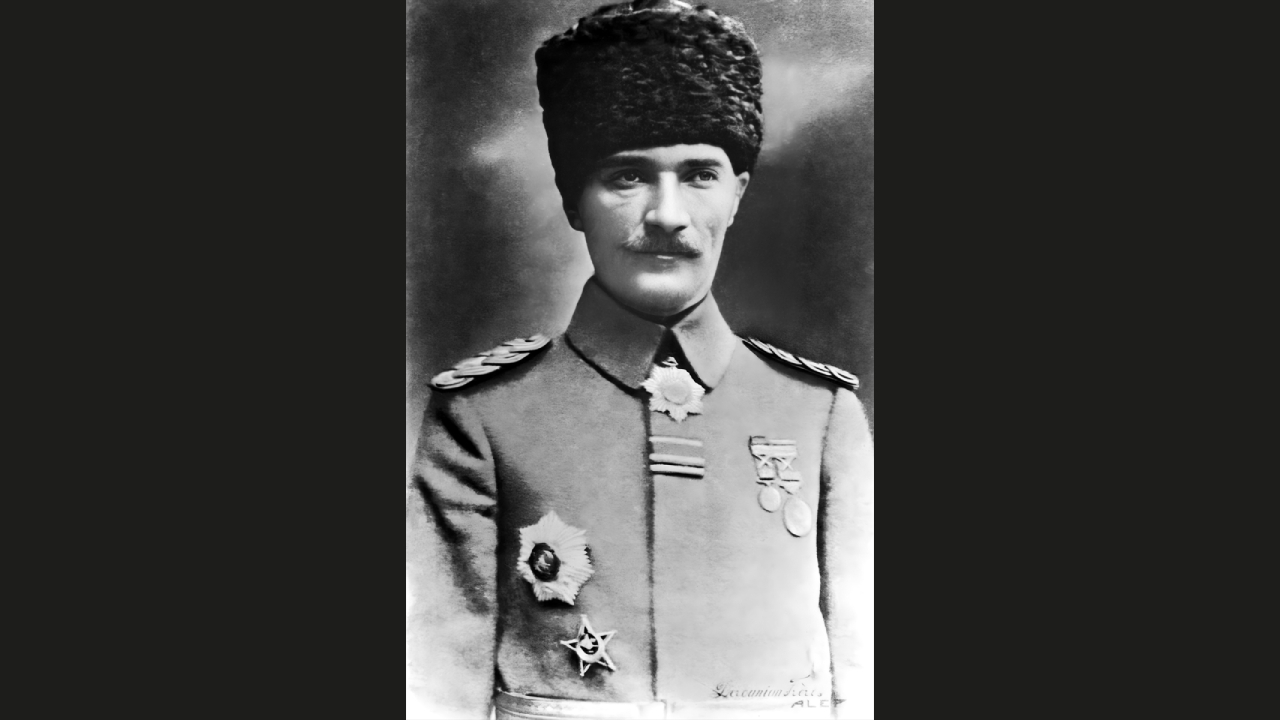 Tümgeneral Kemal Atatürk