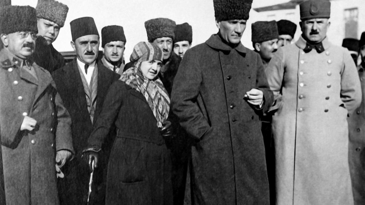 Mustafa Kemal Atatürk Edremit`te