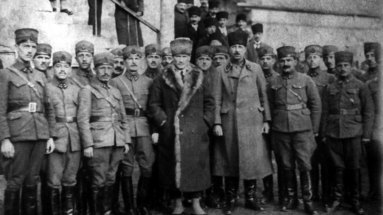 Mustafa Kemal Garp Cephesi Karargahı`nda