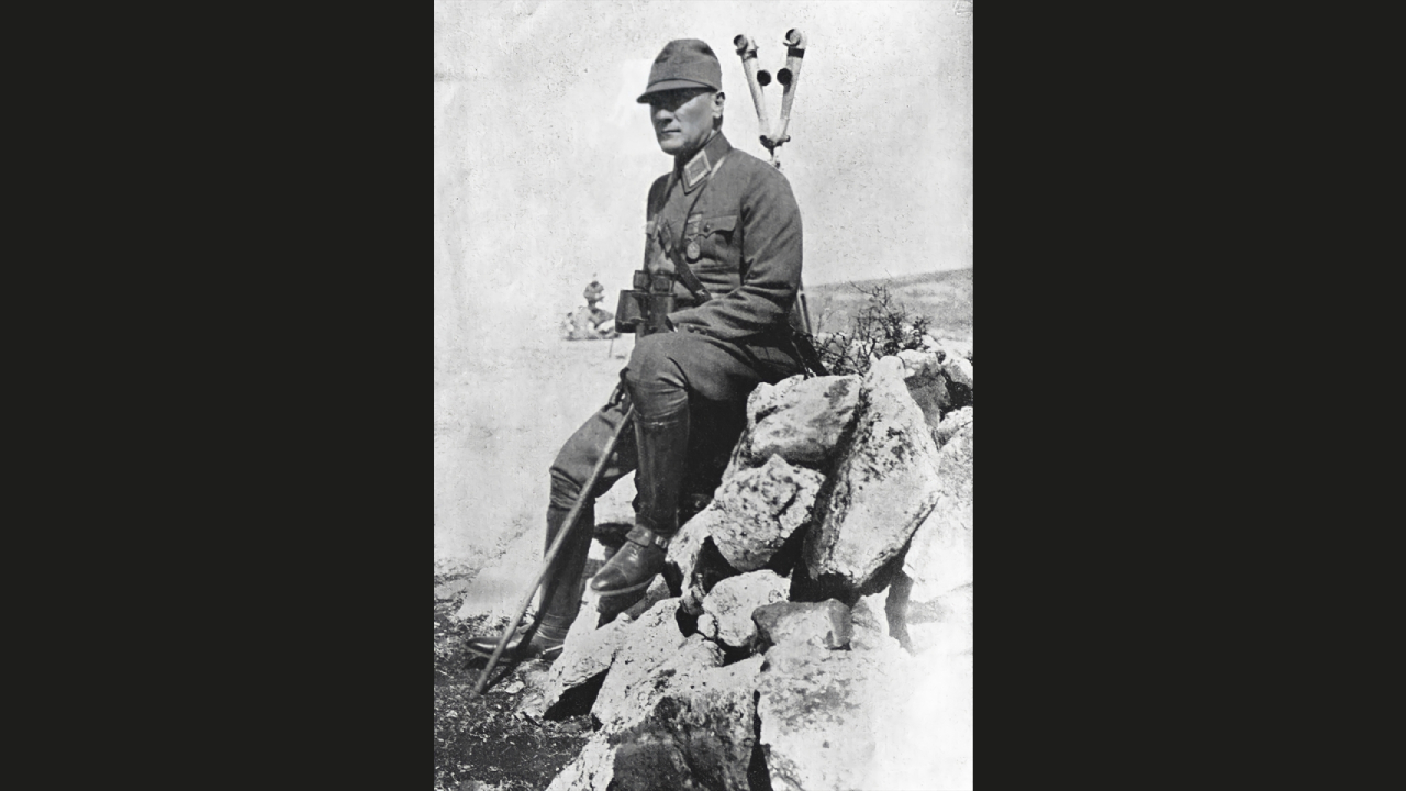 Mareşal Mustafa Kemal Atatürk 1. Ordu tarafından düzenlenen askeri tatbikatta