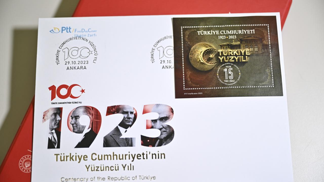 PTT`nin hazırladığı 100. yıl hatıra pulu