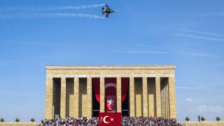 SOLOTÜRK Cumhuriyet'in 100. yılında Anıtkabir semalarında
