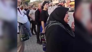 Halk otobüsü şoförü 'çok konuşuyorsunuz' diyerek yolcuları indirdi