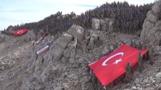 Mehmetçik'ten 100. yıl tırmanışı