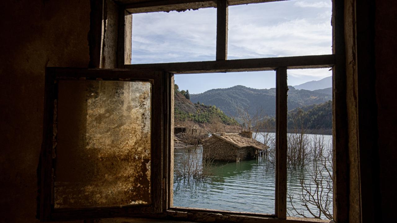 Taş evler 7 yıldır suyun altında