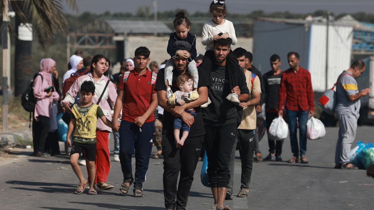 İSRAİŞ "GÜVENLİ" DEDİĞİ YERLERİ DE VURUYOR