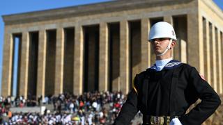 Anıtkabir'in özel askerleri: Saygı nöbetçileri