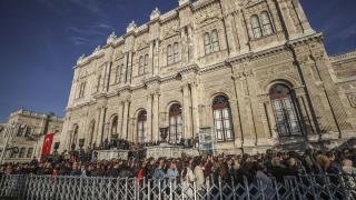 Büyük Önder Atatürk, Dolmabahçe Sarayı'ndaki odasında törenle anıldı