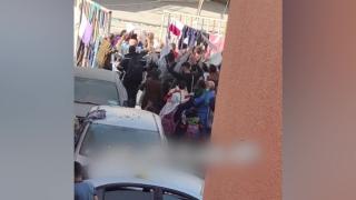 İsrail ordusu beyaz bayrak sallayan sivillere ateş açtı