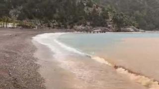 Muğla'da sel tatilcilere zor anlar yaşattı