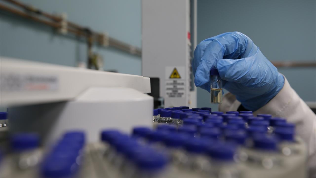 "Ayakkabılarda kanserojen maddelerin tespitini yapıyoruz"