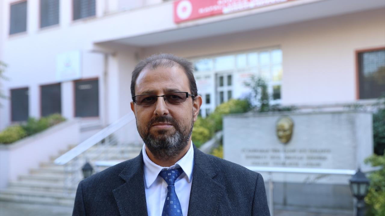 Okuma yazmayı öğrenenler dilekçeyle teşekkür ediyor