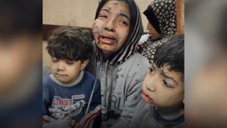 Filistinli çocuk:  Annemi bulun, doyamadım ona