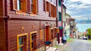 İstanbul’un denize bakan sokakları