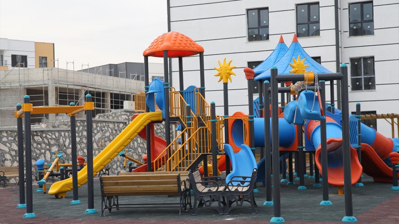 Konutlardan 897`si yeni yıl başlamadan teslim edilecek