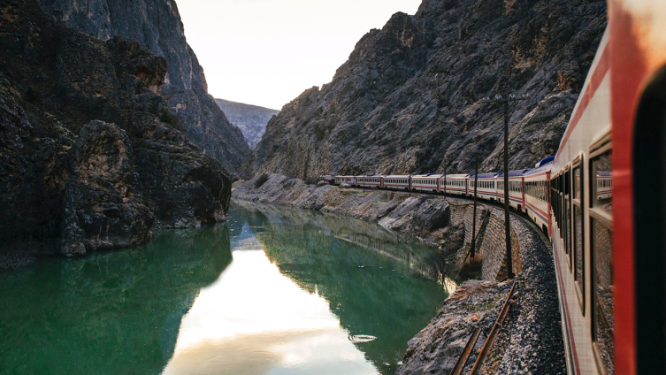 Seyahat acenteleri, ‘doğu ekspresi’ biletlerini ‘turistik doğu ekspresi turu’ gibi satıyor
