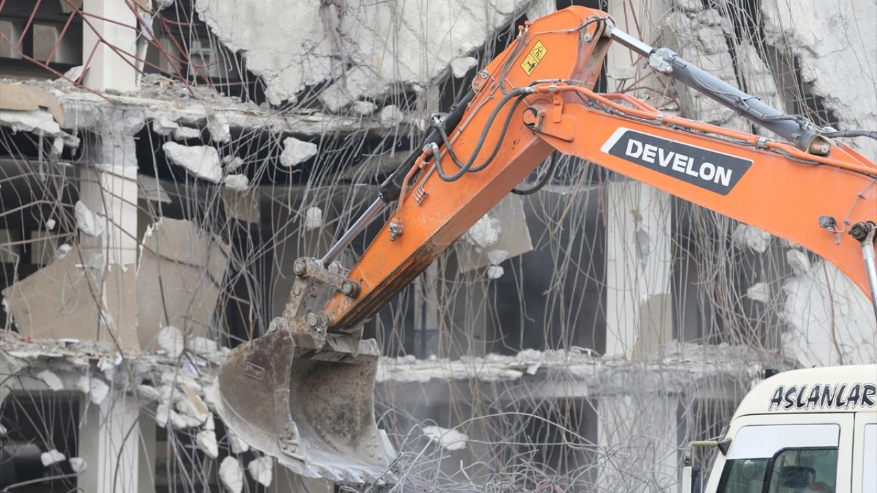 "Güçlendirme ruhsatı almak durumundalar"