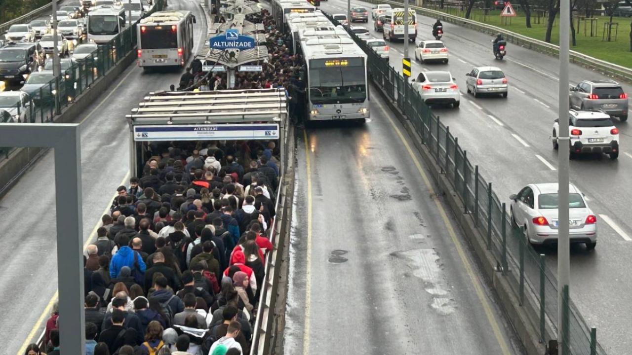 İstanbullu en çok yoğunluktan ve arızalardan şikayetçi