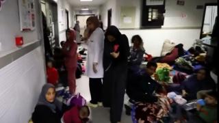 Filistin Kızılayı, Al-Amal hastanesine sığınanların görüntüsünü paylaştı