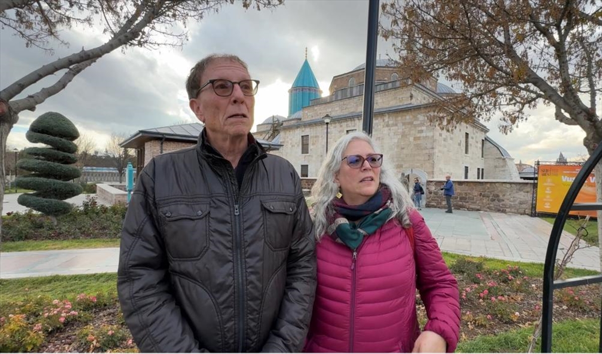 Mevlana`nın sevgi, insanlık ve hoşgörü mesajlarından etkilendi