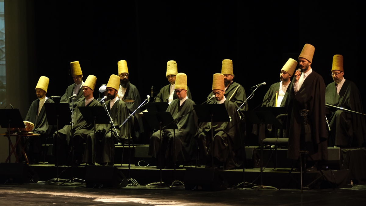 Sema Mukabelesi AKM'de izleyiciyle buluştu