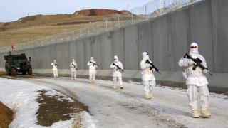 Van-İran sınırına örülen güvenlik duvarının 170 kilometresi tamamlandı
