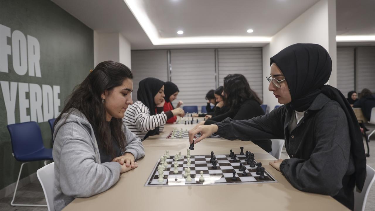 Gençler çok memnun