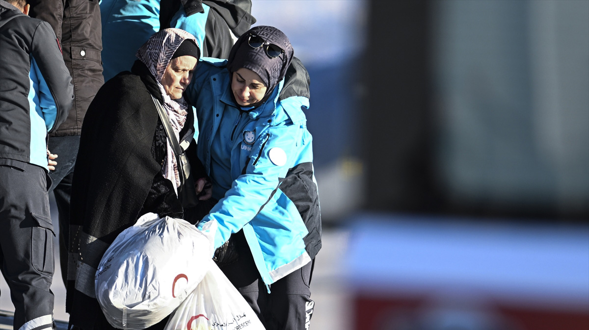 Sağlık Bakanı Koca`dan Gazze`den getirilen hastalara ilişkin açıklama