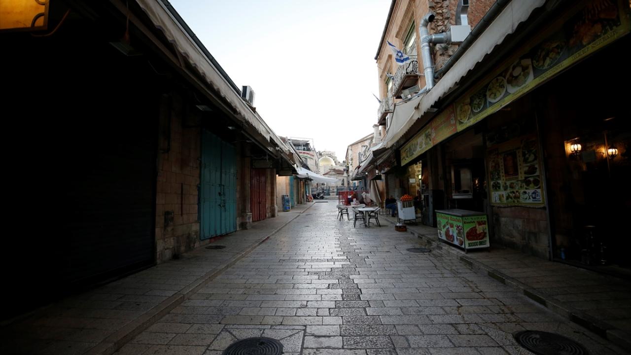 Oteller turistlerle değil, tahliye edilenlerle dolu