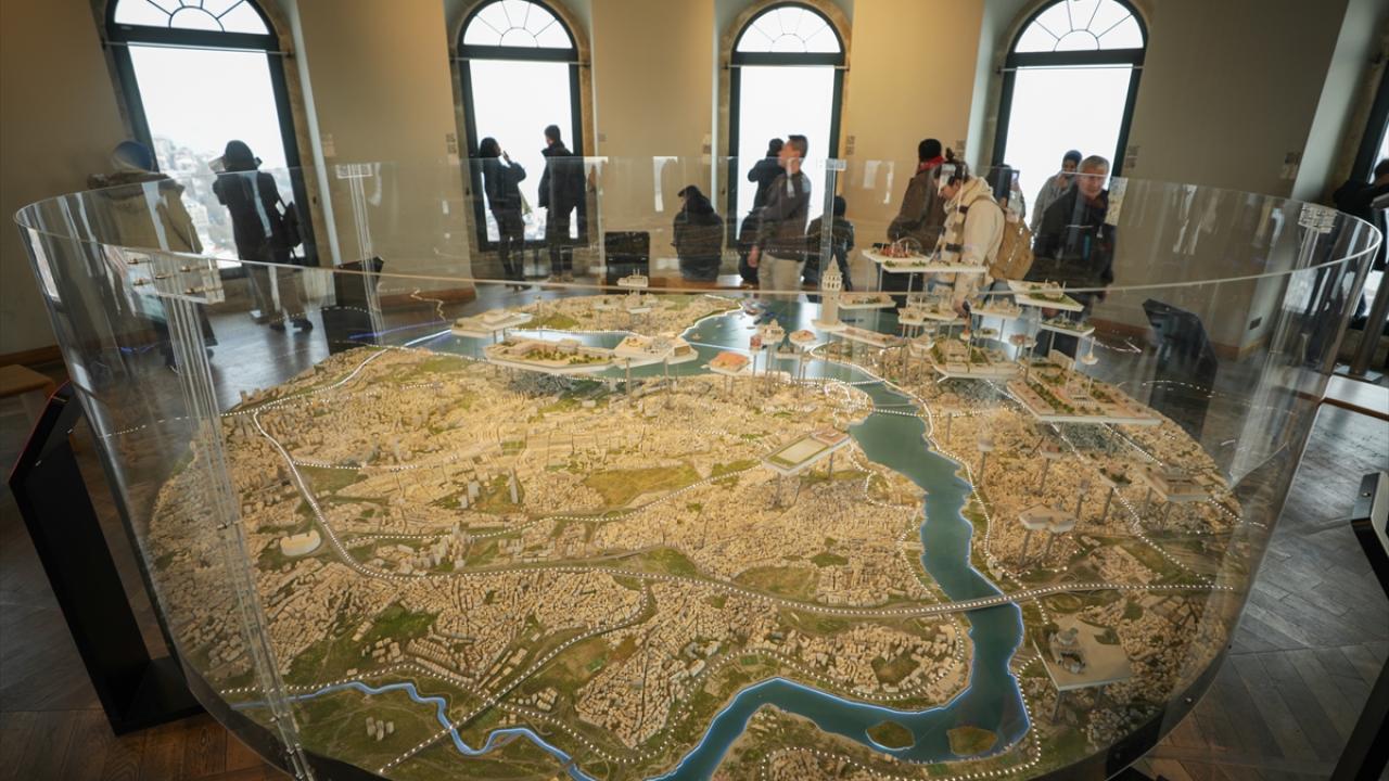 "Kuleyi, son 1 ayda günlük 1800 kişi ziyaret etti"