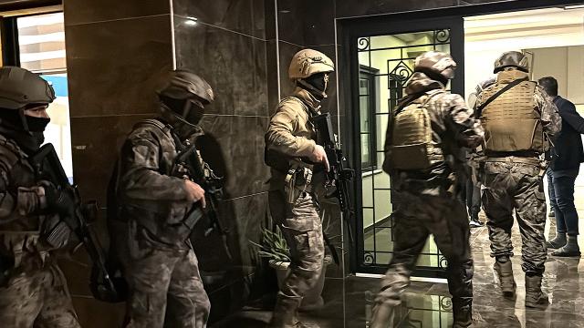 5 ayrı organize suç örgütüne operasyon: 161 şüpheli yakalandı haber görseli