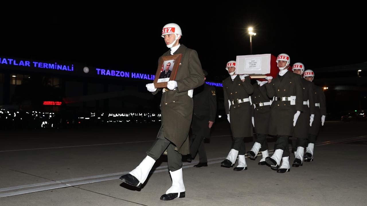 Şehit Piyade Uzman Onbaşı Yazıcı`nın cenazesi Trabzon`da