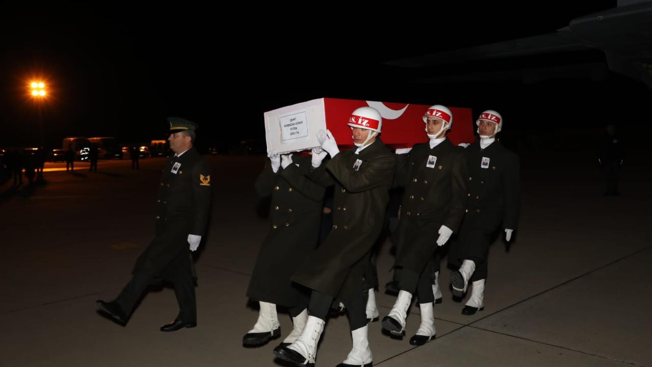 Şehit Piyade Teğmen Günay`ın cenazesi Afyonkarahisar`da