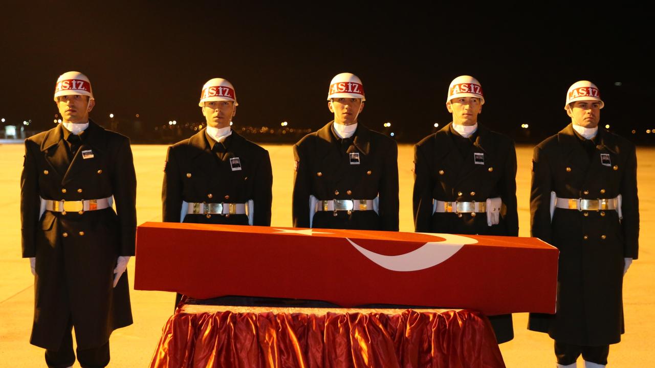 Piyade Uzman Çavuş Serinkan`ın naaşı memleketi Denizli`de