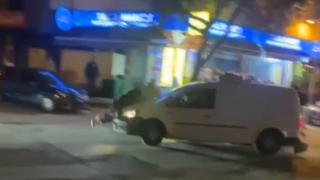 Tartıştığı kişilerin üzerine aracını sürdü