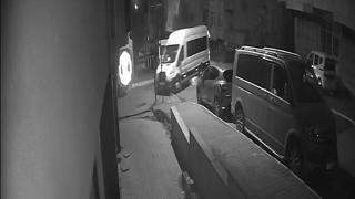 İstanbul'da kaçırdığı servisi terk edip kaçan zanlı aranıyor