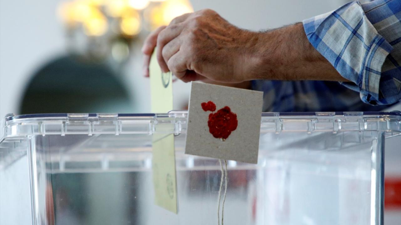 2- Seçmen listeleri ne zaman kesinleşecek?