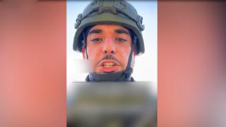 İsrail askeri Filistinli öğrencilerle alay etti