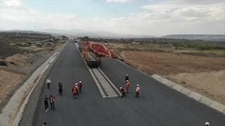 Zengezur Koridoru'na uzanan kara ve demir yollarının inşaatı aralıksız sürüyor