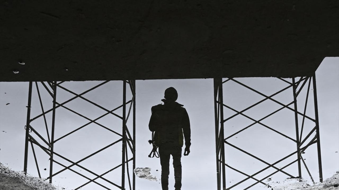 "Buzları kırarak yukarı çıkarıyoruz"