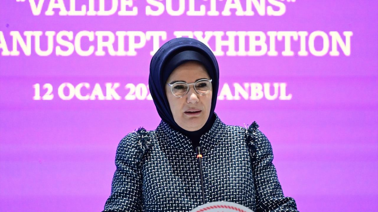 "Mücevher değerinde sayısız yazma eser valide sultanlar sayesinde günümüze ulaşıyor"