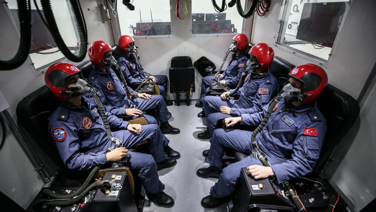 İlk Türk astronot nasıl seçildi?