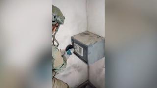 İsrail askerleri Filistinlilerin paralarını da çaldı