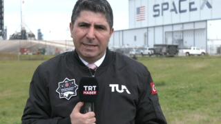 TRT Haber ekibi fırlatma rampasının en yakın noktasında