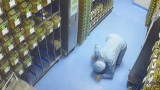 Kafesten kaçan fare zor anlar yaşattı