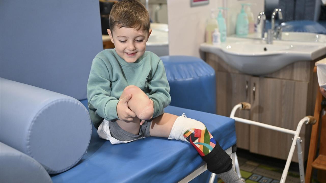 "Ayakta kalmama sebep torunum"