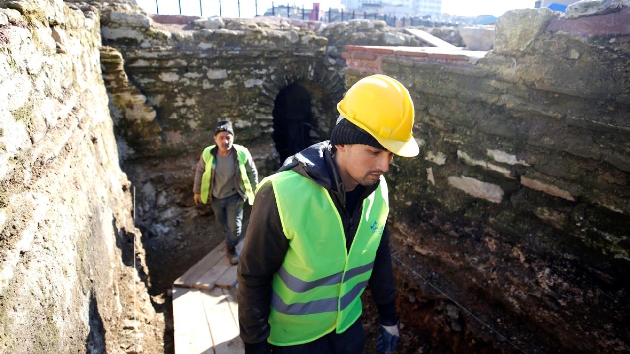 "Yaklaşık 3 bin 500 metreküplük kazı hafriyat çıkarıldı"